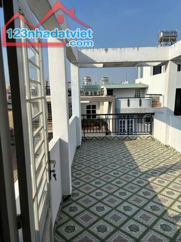 Siêu phẩm 5 tầng hẻm 10m thông Phường 8 Quận 11 chào chỉ 6 tỷ 990. - 4