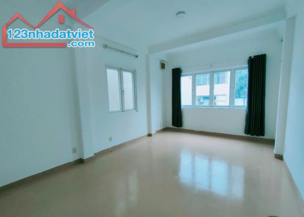 Bán Nhà MặtTiền Đường Huỳnh Văn Bánh, P.11, Phú Nhuận, 40 Tỷ (4.6x23m) - 2