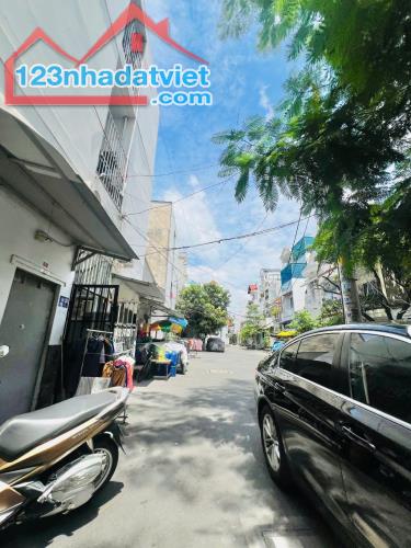 BÁN CĂN HỘ DỊCH VỤ Tây Thạnh, Tân Phú 3 tầng 153m2(8,5x18).Cho thuê 60tr/tháng.Giá 14,9 tỷ - 3