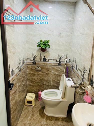 B.ÁN NHÀ 3 TẦNG VĂN_QUÁN_HĐ_DT 65M_GẦN OTO TRÁNH_CHỈ 7,9 TỶ - 3