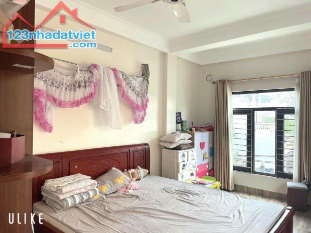 BÁN GẤP NHÀ 4 TẦNG KĐT SÔNG ĐÀ VẠN PHÚC, 55M* MT 4M GIÁ NHỈNH 15 TỶ - 1