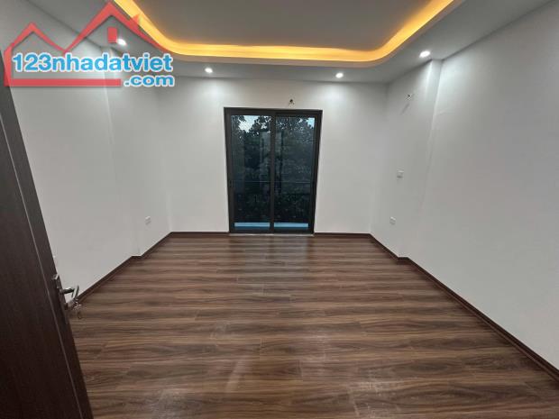 Bán nhà 4 tầng 35m giá chỉ 4,7 tỷ còn thương lượng, gần ngay Ngã Tư Canh, Xuân Phương NTL - 3