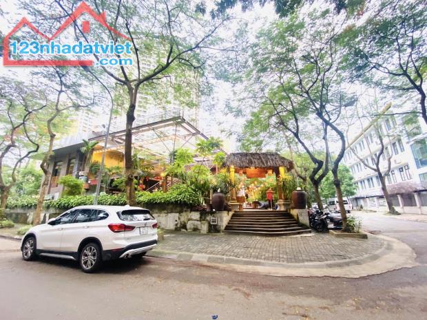 ĐỘC BẢN CHUYỂN NHƯỢNG 5325M2 TỔ HỢP DỊCH VỤ THỂ THAO GIẢI TRÍ 4 MẶT TIỀN TT QUẬN CẦU GIẤY