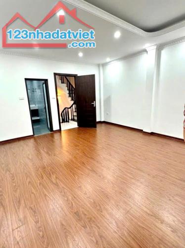 SỞ HỮU NGAY NHÀ CẦU DIỄN - DIỆN TÍCH KHỦNG, MẶT TIỀN RỘNG, GIÁ CỰC TỐT! - 3