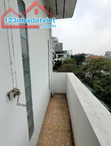 🔥5,9 T.ỷ _ NHÀ MỚI Ở NGAY – 4 TẦNG, CỰ KHỐI, LONG BIÊN 🔥  🏡 Diện tích: 48m² - 3