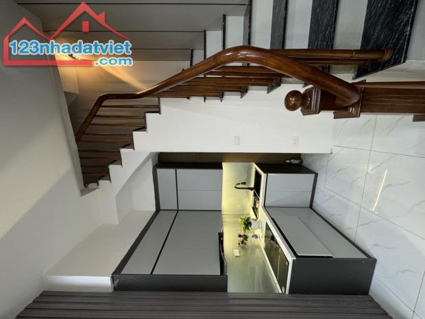 Nhà đẹp 5 tầng nội thất sang xịn - 1