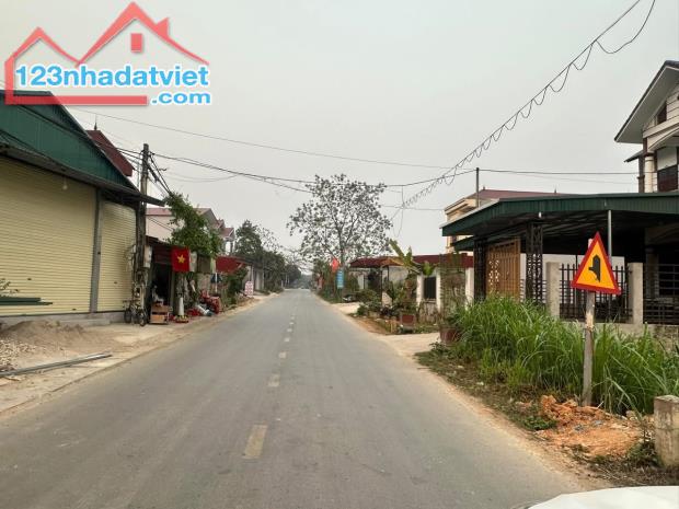 BÁN GẤP LÔ ĐẤT 380M² - MẶT TIỀN 14M - NGÕ THÔNG Ô TÔ - HẠ MẠO, TX. PHÚ THỌ - CHỈ 5,5 TỶ