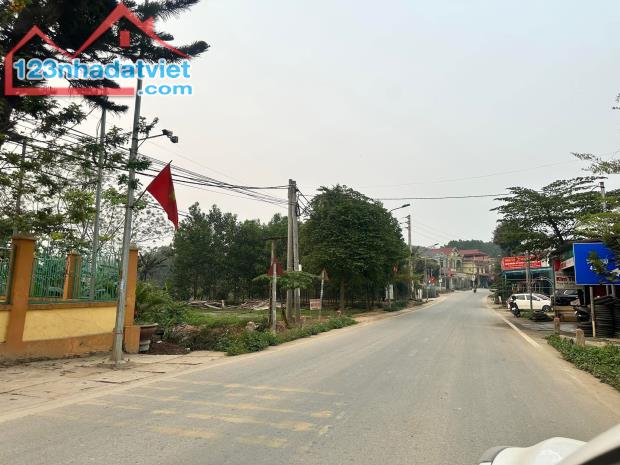 BÁN GẤP LÔ ĐẤT 380M² - MẶT TIỀN 14M - NGÕ THÔNG Ô TÔ - HẠ MẠO, TX. PHÚ THỌ - CHỈ 5,5 TỶ - 2