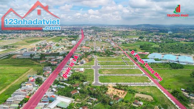 Bán đất nền trung tâm thị trấn la hà giá chỉ 8 triệu/m2. Mặt tiền đường Quốc lộ 1A - 4