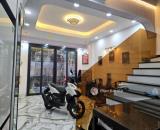 Bán gấp mặt tiền ngay Phan Đăng Lưu Quận Phú Nhuận 4 lầu 5PN 4WC giá 9,2 tỷ HĐT 25tr