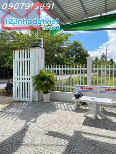 BÁN GẤP CỬA HÀNG MẶT TIỀN NGUYỄN VĂN QUY - CẦN THƠ - 2.8 TỶ - 270M2 - SỔ HỒNG - 1