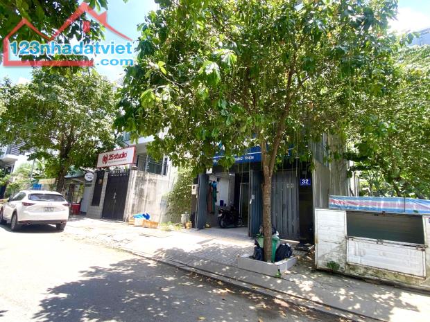 Bán Đất Ngay Đường 12 Trần Lựu,P.An Phú,Quận 2 DT:100m2(5mx20m) Xây Hầm 4 Tầng-Giá 22 Tỷ - 2
