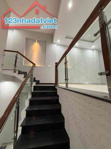 BÁN ĐẤT TẶNG NHÀ 2 TẦNG 2 MÊ ĐẸP – VỊ TRÍ VIP NHẤT NHÌ HÒA XUÂN 🔥 - 1