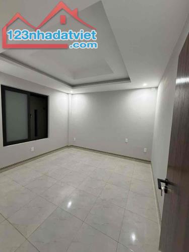 BÁN ĐẤT TẶNG NHÀ 2 TẦNG 2 MÊ ĐẸP – VỊ TRÍ VIP NHẤT NHÌ HÒA XUÂN 🔥 - 2