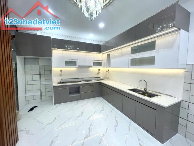 BÁN NHÀ KHU DÂN CƯ NAM LONG 116m2 HẺM XE HƠI CHỈ 5TỶ5 - 2