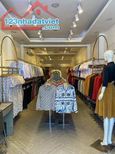 Nhà phố rẻ 1 trệt 2 lửng Cách Mạng Tháng Tám Quận 3 TP. Sài Gòn - 2