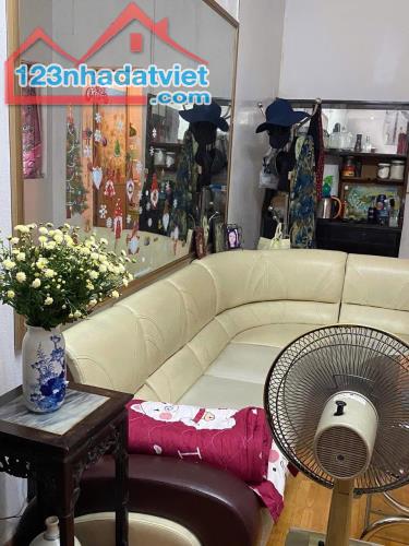 Bán nhà tầng 2 trong ngõ số 80 Hoàng Văn Thụ - Hải Phòng (đã xây 02 tầng hoàn thiện) : - 1