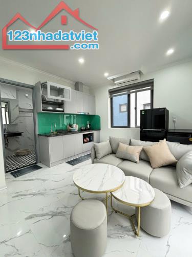 Cho thuê căn hộ cao cấp 1 ngủ riêng biệt (43m2) Waterfront City