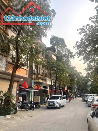 Bán Nhà Kim Giang. Hoàng Mai 2 Mặt Ngõ. Ô Tô . DT 57m2. MT 3,7m. 4 Tầng. Giá 16,9 Tỷ. - 2