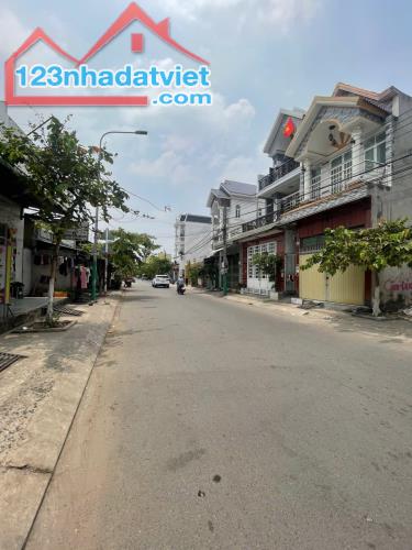 Đất mặt tiền buôn bán 77m ngay Cạnh vincom550 Dĩ An , Bình Dương - 2