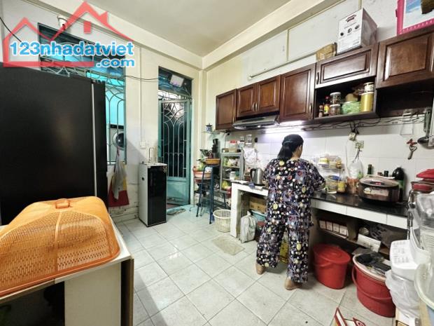 SÁT PHAN XÍCH LONG, P7, PHÚ NHUẬN - HẺM Ô TÔ TRẢI NHỰA CHUẨN 4M - 63M2 A4 - 2 TẦNG - 8.5 - 3