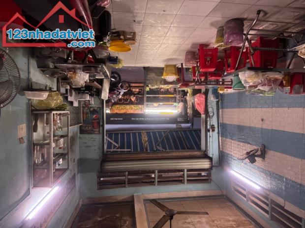 Mặt tiền Nguyễn Kiệm P.3 GV , căn góc ngang gần 9m, 2 tầng 232m2 - 2