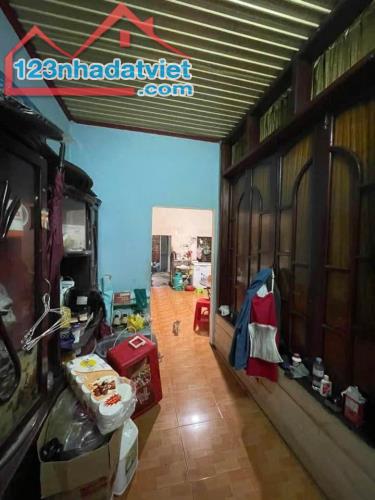 Bán nhà số 13 lý tự trọng , cách quảng trường đại đoàn kết chỉ 500m - 2