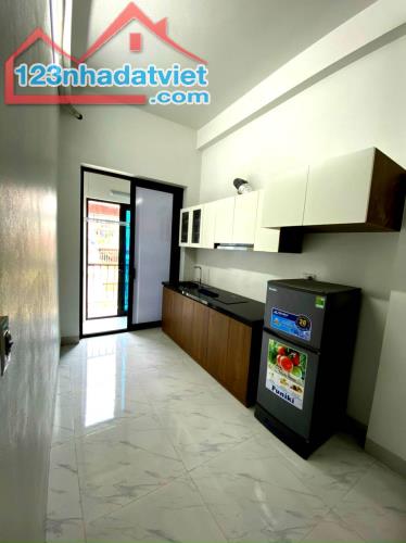 Chính chủ bán nhà siêu hiếm, ngõ 34 Phố Thịnh Quang, Đống Đa: DT 35m2 , 5 tầng,  3,4m.