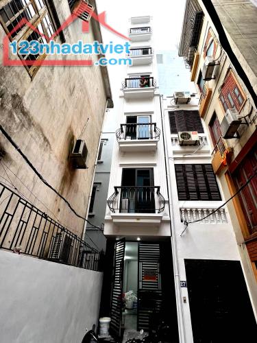 Chính chủ bán nhà siêu hiếm, ngõ 34 Phố Thịnh Quang, Đống Đa: DT 35m2 , 5 tầng,  3,4m. - 4