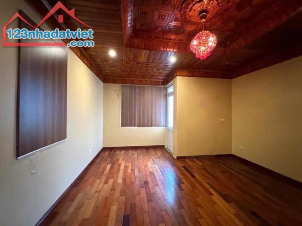 Bán nhà phố Nguyễn Viết Xuân, Thanh Xuân 80m, 6 tầng, mt 5.2m. Giá: 30 tỷ. LH: 0937158386 - 4