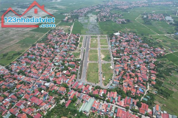 3,x tỷ- 95m2 đấu giá hạ tầng đẹp- dân cư đông- 0989726892