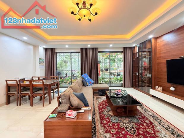 Bán nhà phố Đội Cấn 55m2, 5T thang máy MT5.3m vỉa hè ô tô kinh doanh giá chỉ 20 tỷ - 1