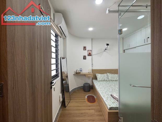 Bán CHDV đường Trần Hưng Đạo P. Phạm Ngũ Lão Q.1 (4,5X8,5) 4 tầng chỉ 7,9 Tỷ