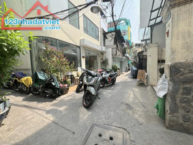 Bán CHDV đường Trần Hưng Đạo P. Phạm Ngũ Lão Q.1 (4,5X8,5) 4 tầng chỉ 7,9 Tỷ - 5