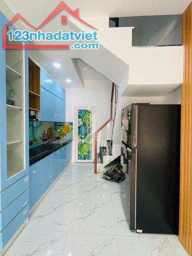 TRUNG TÂM QUẬN 1. SỞ HỮU NHÀ ĐẸP HẺM GẦN 4M CHỈ 5,8tỷ - ĐƯỞNG CẢNH CHÂN - P. CẦU KHO - 2