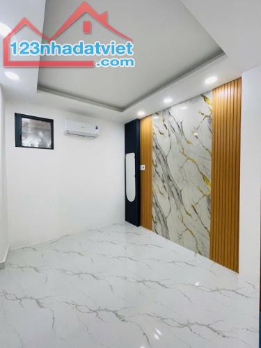 TRUNG TÂM QUẬN 1. SỞ HỮU NHÀ ĐẸP HẺM GẦN 4M CHỈ 5,8tỷ - ĐƯỞNG CẢNH CHÂN - P. CẦU KHO - 3