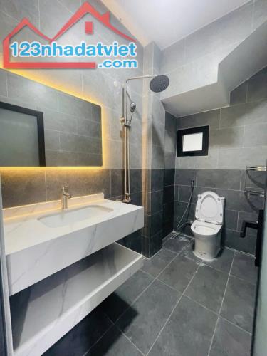 Bán nhà mặt tiền Nguyễn Trung TRực - phường 4 - tp Đà Lạt - 1