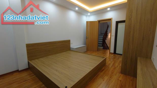 NHÀ ĐẸP,NGÕ 521 AN DƯƠNG VƯƠNG, TÂY HỒ: 31M X5T, MT 3,3M, GIÁ 5,7 TỶ. - 2