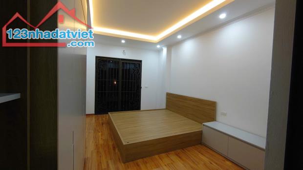 NHÀ ĐẸP,NGÕ 521 AN DƯƠNG VƯƠNG, TÂY HỒ: 31M X5T, MT 3,3M, GIÁ 5,7 TỶ. - 5