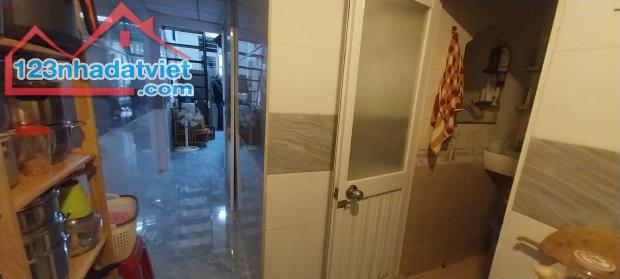 ► Góc Kiệt 3m Ông Ích Khiêm gần Cầu Rồng, 38m2, gác lửng sạch, sân rộng, 2PN 2WC 2.3x  tỷ