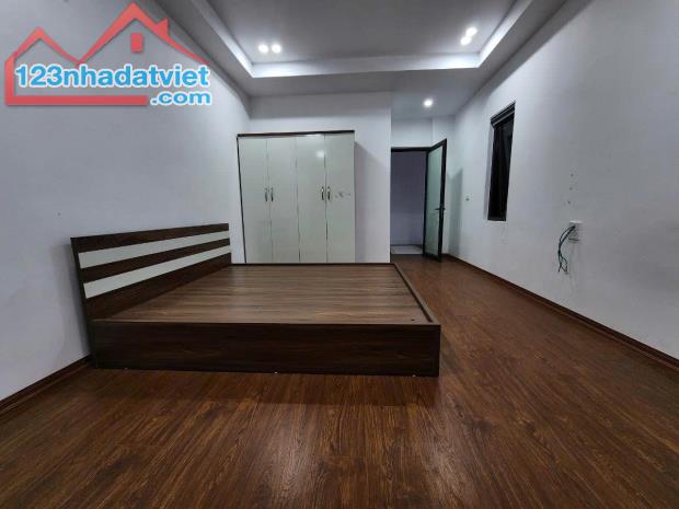 🔥 BÁN NHÀ LÔ GÓC - ĐÔNG THIÊN, VĨNH HƯNG - Ô TÔ ĐỖ CỬA - KINH DOANH -💰 7.3 TỶ🔥 - 3