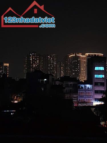 🔥 BÁN NHÀ LÔ GÓC - ĐÔNG THIÊN, VĨNH HƯNG - Ô TÔ ĐỖ CỬA - KINH DOANH -💰 7.3 TỶ🔥 - 4