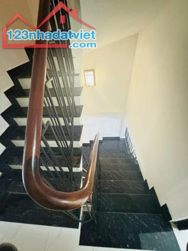 Hoàng Mai - oto cách 10M , đủ công năng full tiện ích , dt 52M giá 6.69 tỷ SĐCC - 2