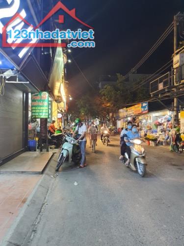 🔥BÁN GẤP NHÀ SIÊU HIẾM - GIẢM GIÁ SỐC LẦN 3🔥  🏡 Nhà 6 tầng, diện tích 20m², có 3 phòng - 5