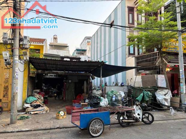 SIÊU PHẨM ĐANG NÓNG TỪNG NGÀY. LÔ ĐẤT ĐẸP NGAY VỊ TRÍ SIÊU VIP