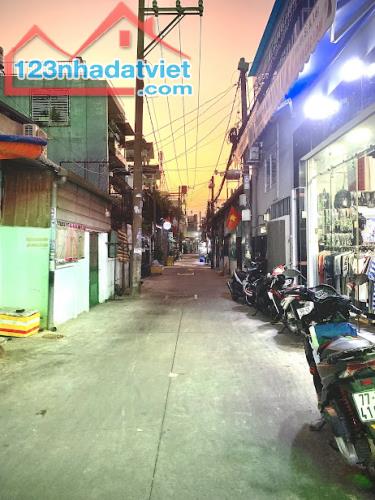 Nhà Hẻm oto, Đông Hưng Thuận Q12, 10 phút tới Sân Bay TSN, 80m2(6.5x12.3), Nhỉnh 5 Tỷ - 1