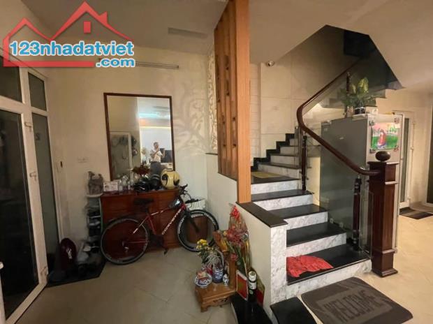 Bán nhà phân lô Giảng Võ 80m2, 6 tầng, mt 7m, 2 thoáng, ô tô, kinh doanh, giá 27 tỷ. - 2