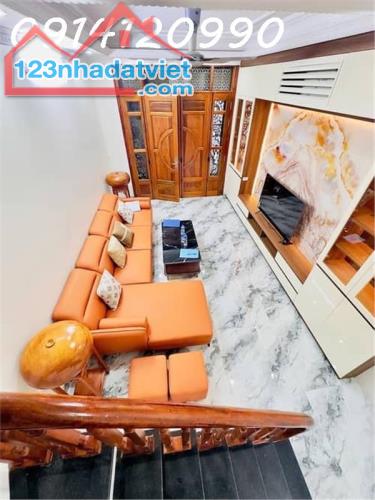 Bán nhà phố Lĩnh Nam. DT: 55m2x6T. MT: 4m, 9PN thang máy, full nội thất, cách ô tô 15m. - 1