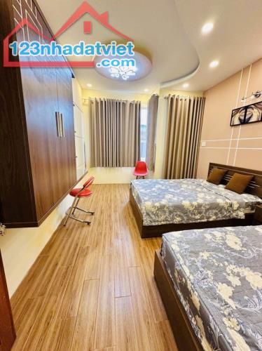 5 TỶ HƠN - NHÀ QUẬN 5 NGAY TRẦN HƯNG ĐẠO & LÊ HỒNG PHONG - 30M2 4 TẦNG 3PN MỚI - FULL NT - 3
