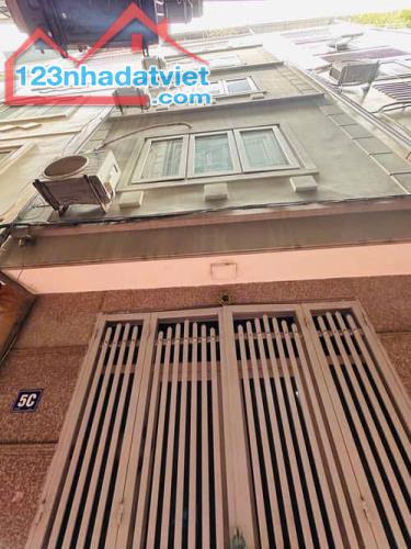 Nhỉnh 5 tỷ nhà 5 tầng phố Vĩnh hưng rất gần ô tô sdcc cần bán gấp - 1